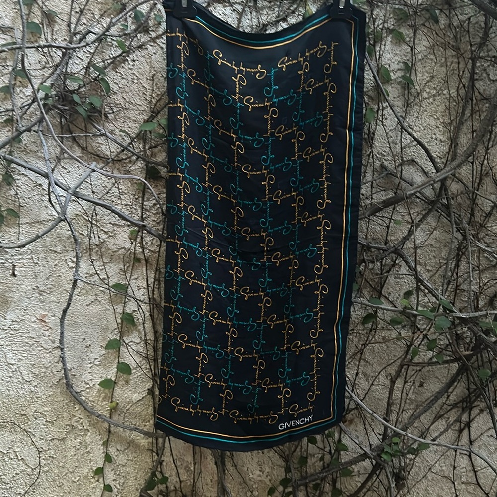 Givenchy Vintage Silk Scarf - Picture 5 of 9